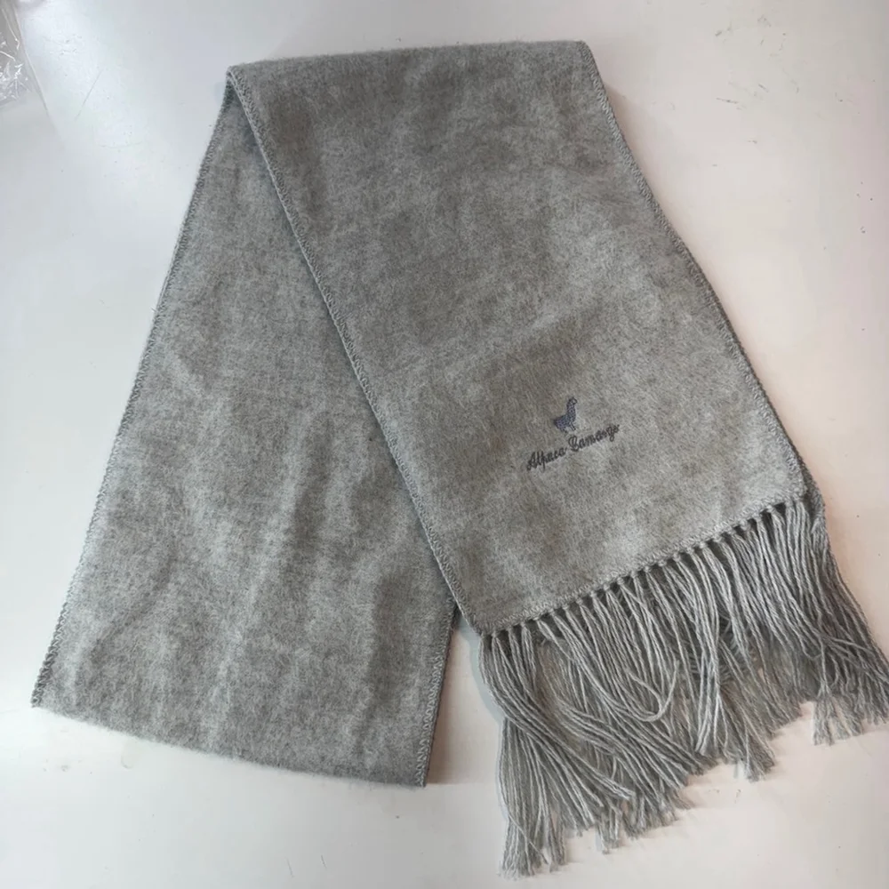 Alpaca Camargo Fringe Neck Peruvian Scarf Shawl Gray Cozy Warm Soft Made in Peru